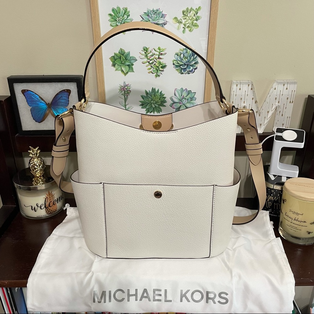 Michael Kors purse NEW - Picture 3 of 10